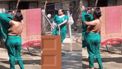 Married Meture Bhabi Bathing Outdoor