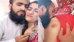 Paki Molla Viral Boobs Sucking & Nude Viral Leaked MMS